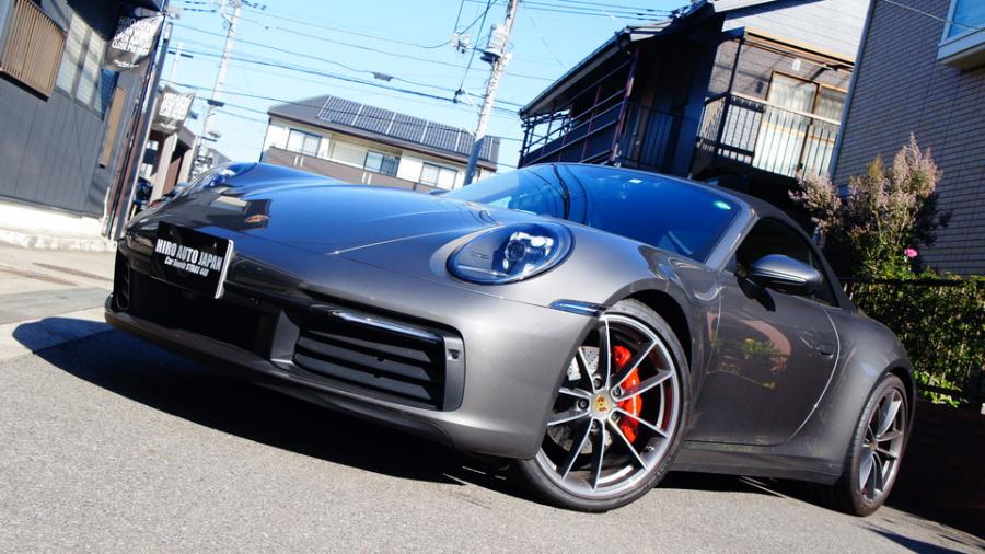 ポルシェ911カブリオレ　キャリパー塗装COLOR:#001 Italian losso solid