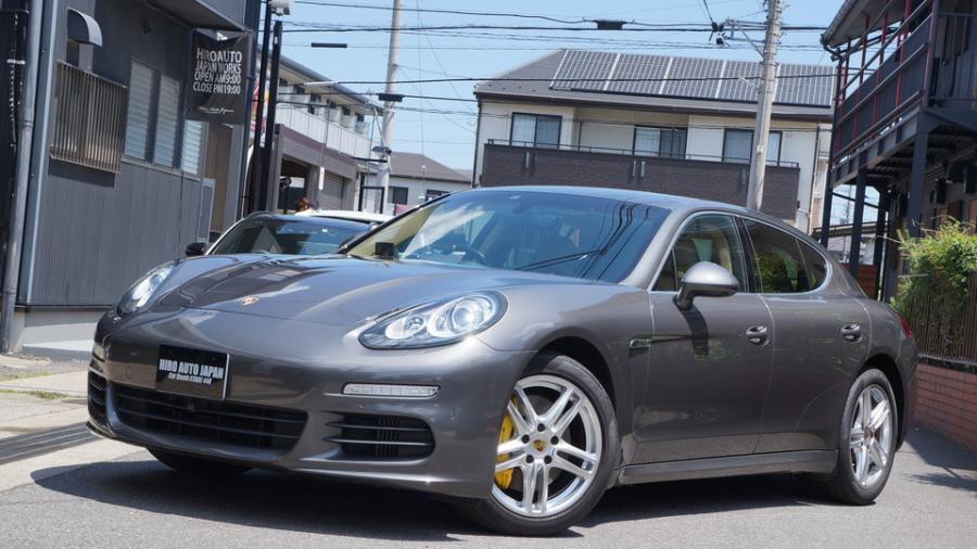 ポルシェパナメーラ　キャリパー塗装COLOR:#002 giallo modena