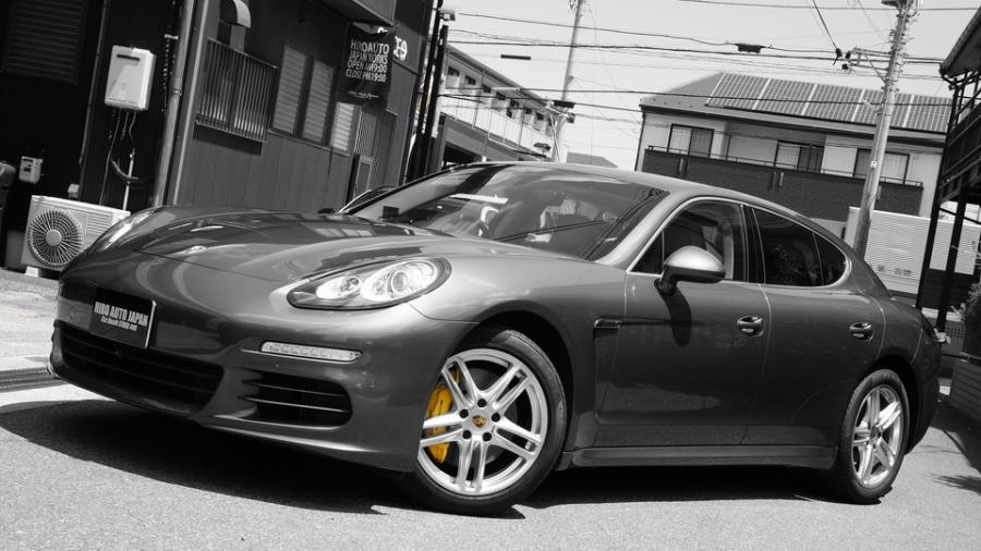 キャリパー塗装施工事例：ポルシェパナメーラ　キャリパー塗装COLOR:#002 giallo modena IMG28_2315_pMR35W_sub5.jpg