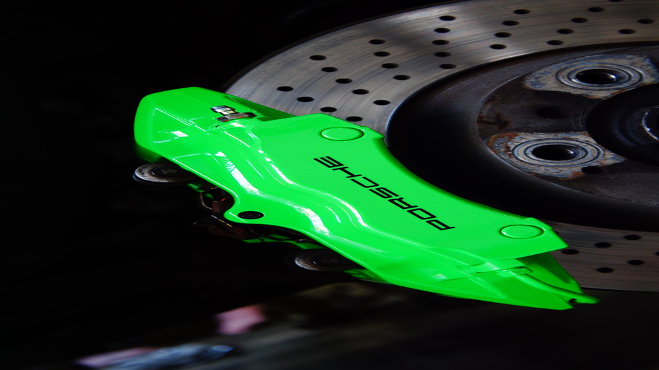 キャリパー塗装施工事例：ポルシェ911Carrera-S純正キャリパー塗装　カラー：monstergreen IMG28_729_qBXtna_sub1.jpg