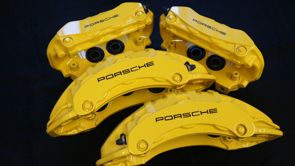 ポルシェパナメーラ純正キャリパー塗装　カラー：#002 giallo modena