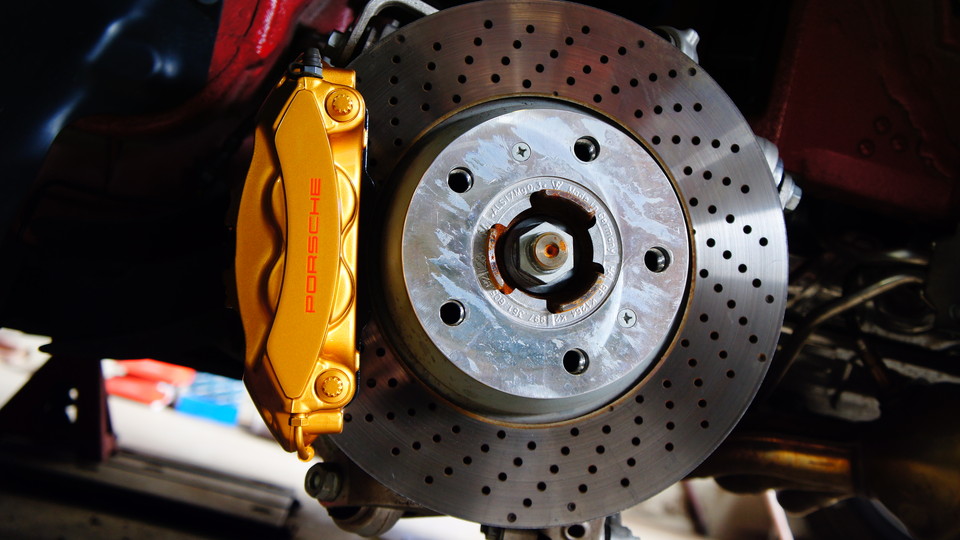 キャリパー塗装施工事例：ポルシェ991-911純正キャリパー塗装　ＣＯＬＯＲ：#003 tokyo midnight gold IMG28_985_RtDBy5_sub1.jpg