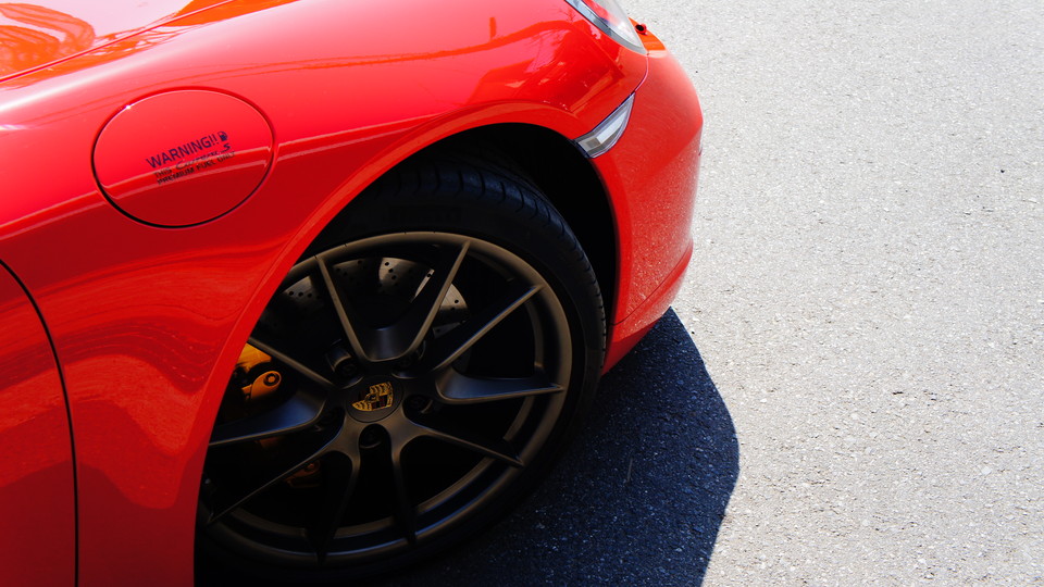 キャリパー塗装施工事例：ポルシェ991-911純正キャリパー塗装　ＣＯＬＯＲ：#003 tokyo midnight gold IMG28_985_RtDBy5_sub6.jpg