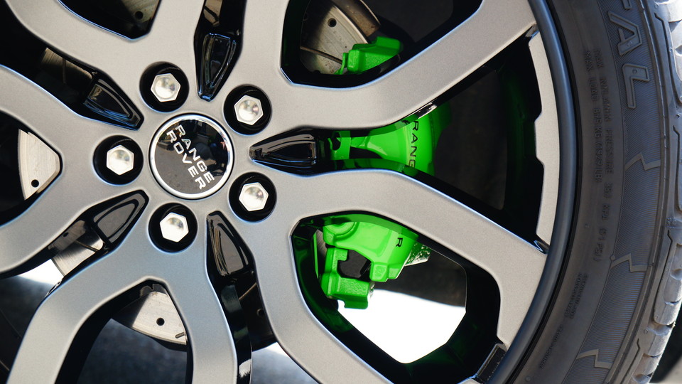 キャリパー塗装施工事例：レンジローバーイヴォーク純正キャリパー塗装　ＣＯＬＯＲ：＃1113monster green＆ローター加工Ｔｙｐｅ：Ｃ6Ｓ8Ｄ　Ｄ－ＤＡＳＨダストダウンパット前後装着 IMG29_1005_zna1aU_sub5.jpg