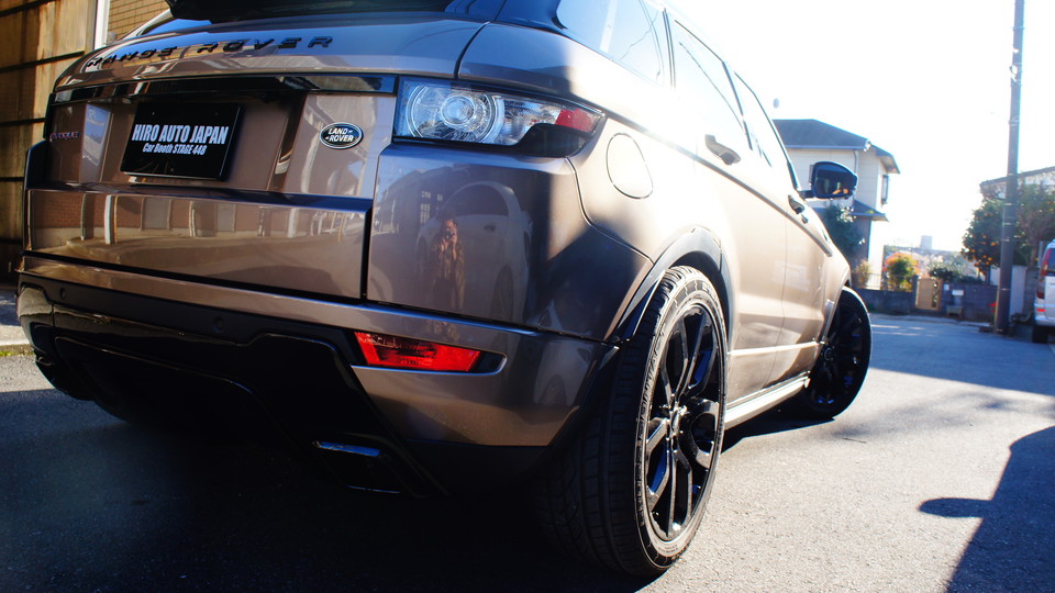 キャリパー塗装施工事例：レンジローバーイヴォーク純正キャリパー塗装　COLOR：#003 tokyo midnight gold＆D-DASHブレーキパット装着 IMG29_1211_UIImRo_sub8.jpg