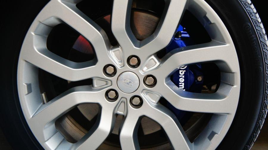 キャリパー塗装施工事例：レンジローバーオートバイオ　キャリパー塗装　COLOR:ダークブルー（調色） IMG29_1447_kA186c_sub6.jpg