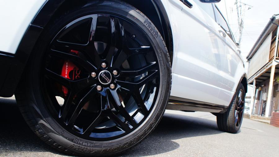 キャリパー塗装施工事例：イヴォーク　キャリパー塗装　COLOR:#001 Italian losso solid IMG29_1535_xX05NA_sub5.jpg