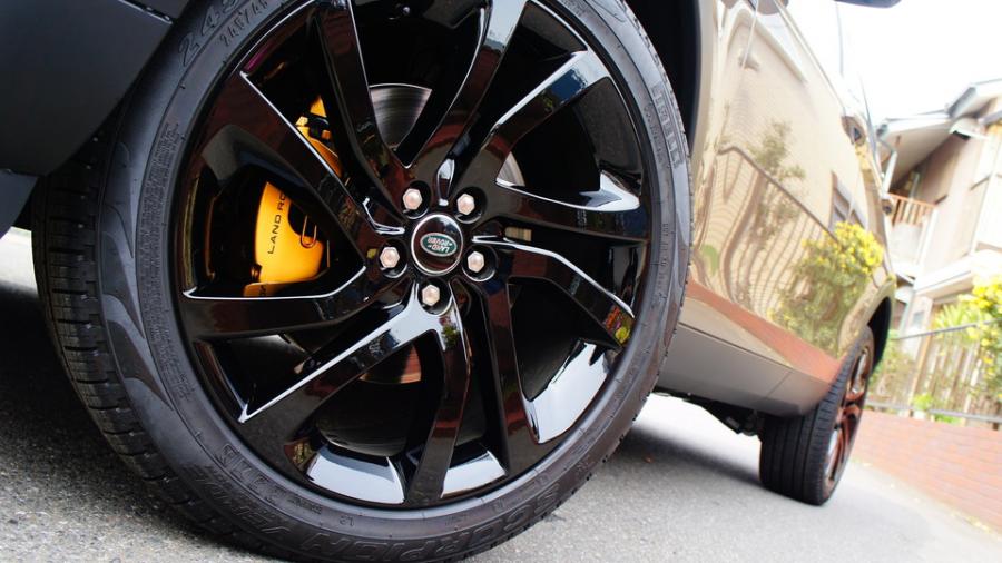 キャリパー塗装施工事例：ランドローバーディスカバリー　キャリパー塗装　COLOR:#003 Tokyo midnight gold IMG29_1566_XuGhTS_sub8.jpg