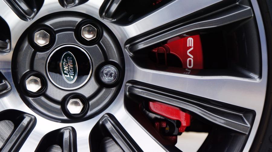 キャリパー塗装施工事例：イヴォーク　キャリパー塗装　COLOR:#001 Italian losso solid IMG29_1658_DDbRv4_sub6.jpg