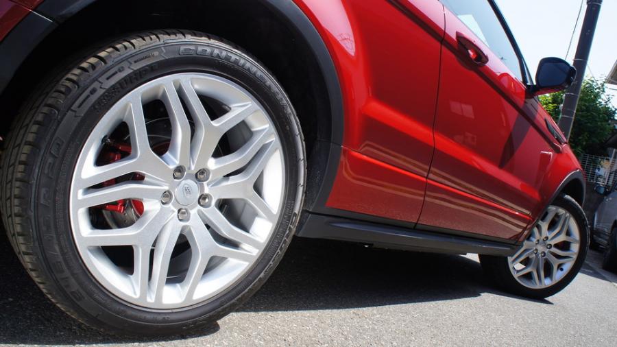 キャリパー塗装施工事例：レンジローバーイヴォークコンバー　キャリパー塗装、ローター塗装　COLOR:#010 premiun rouge candy red　ローター加工Type:C6S8D IMG29_1730_MbiECe_sub6.jpg