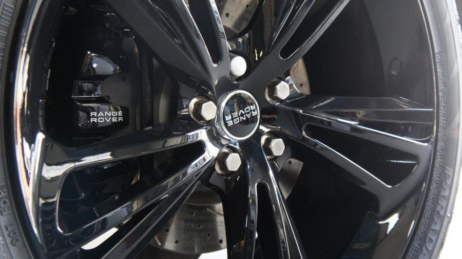 キャリパー塗装施工事例：レンジローバースポーツ　キャリパー塗装　COLOR:#009 Hyper metallic black　ローター加工Type:C6S8D　D-DASHダストダウンパット前後装着 IMG29_1738_OOqXRx_sub3.jpg