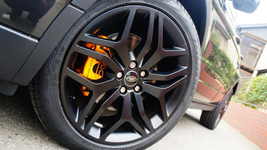 キャリパー塗装施工事例：レンジローバーイヴォーク　キャリパー塗装　COLOR:#021 california sunshinne yellow IMG29_1749_EX1oSH_sub6.jpg