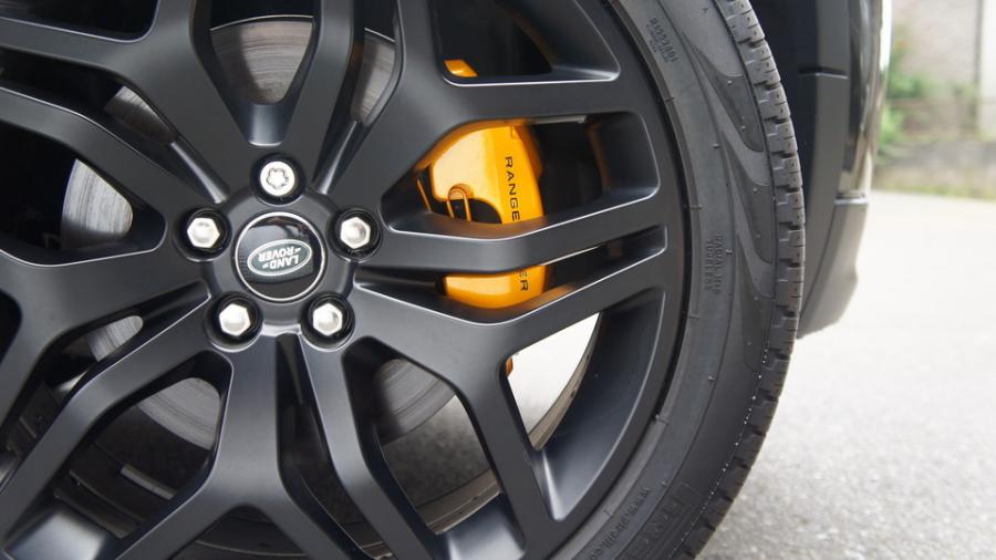 キャリパー塗装施工事例：レンジローバーイヴォーク　キャリパー塗装　COLOR:#021 california sunshinne yellow IMG29_1749_EX1oSH_sub8.jpg