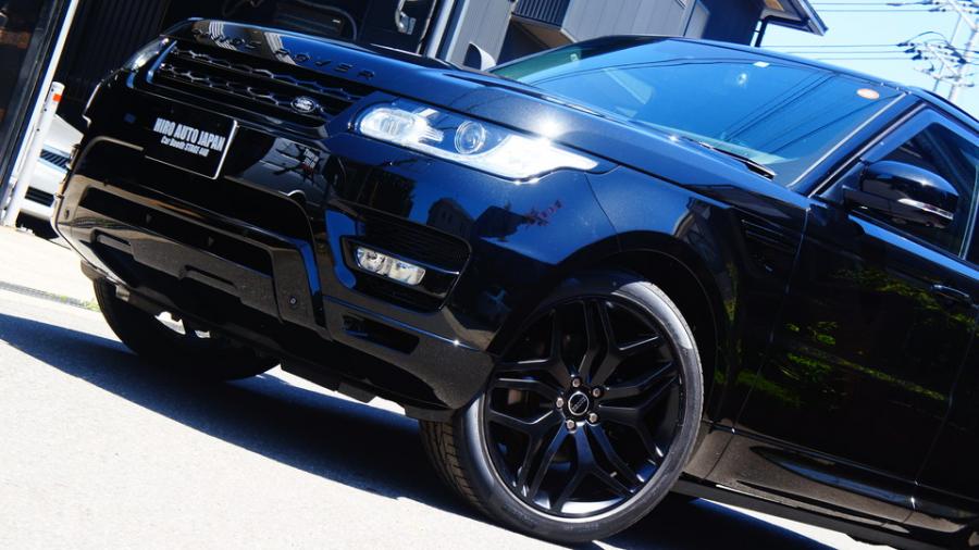 レンジローバースポーツ　キャリパー塗装　COLOR:#005 Deep coal black