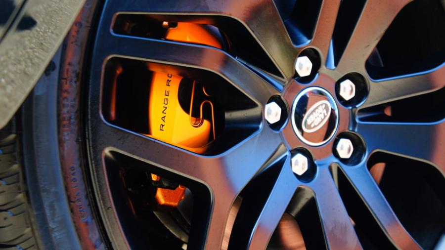 キャリパー塗装施工事例：レンジローバーイヴォーク　キャリパー塗装　COLOR:#030 Royal art pearl orange gold IMG29_1787_tDRP7m_sub3.jpg