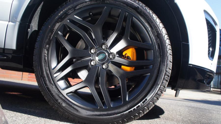 キャリパー塗装施工事例：レンジローバーイヴォーク　キャリパー塗装　COLOR:#030 Royal art pearl orange gold IMG29_1787_tDRP7m_sub5.jpg