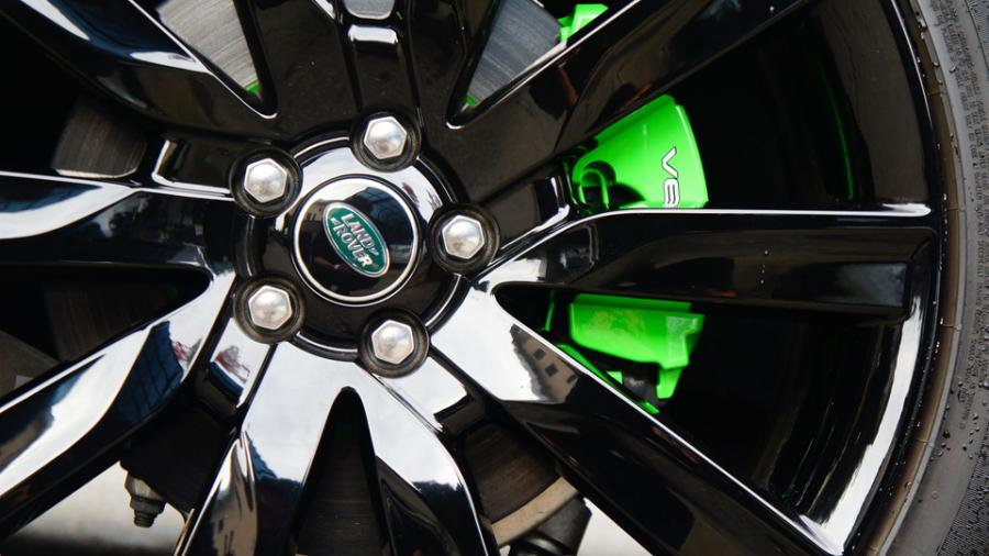 キャリパー塗装施工事例：レンジローバーヴェラール　キャリパー塗装ローター塗装　COLOR:#1113 Monster green IMG29_1887_nS56Cc_sub5.jpg