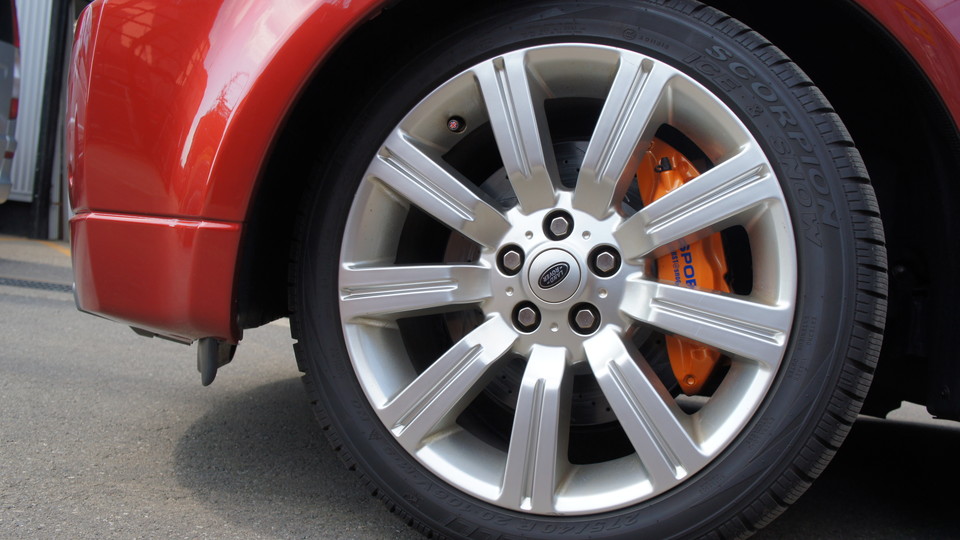 キャリパー塗装施工事例：レンジローバースポーツ純正キャリパー塗装＆ローター加工Type：C6S8D＆D-DASHダストダウンパット前後装着　カラー：#098 honey of pearl orange IMG29_653_MtRika_sub6.jpg