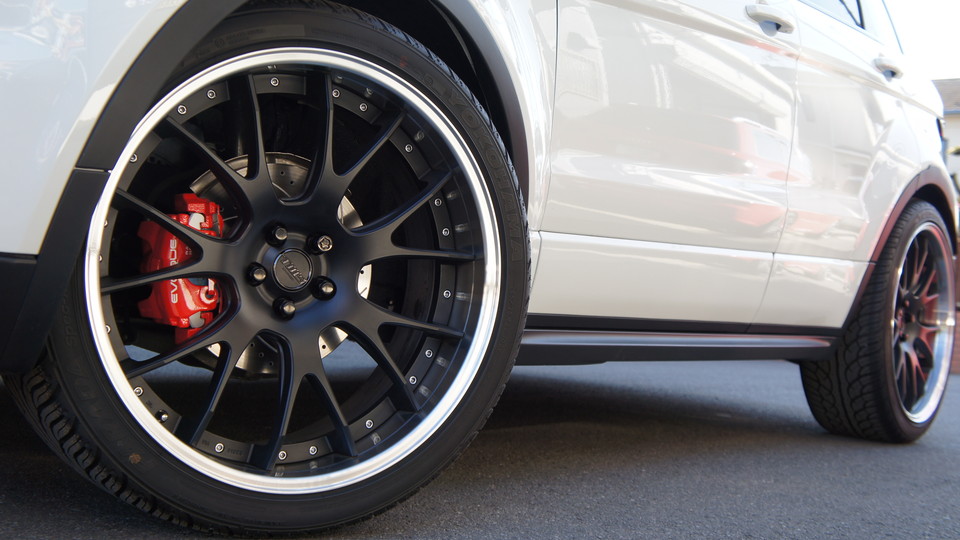 キャリパー塗装施工事例：レンジローバーイヴォーク純正キャリパー塗装　COLOR:#1112racing red＆ローター加工Type:C6S8D IMG29_938_5DR5K1_sub8.jpg