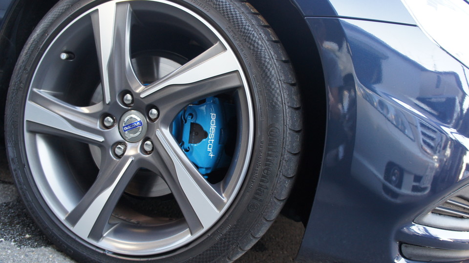 ボルボS60T4純正キャリパー・ローター塗装 COLOR：レーベルブルー キャリパー塗装ならキャリパーペイントジャパン