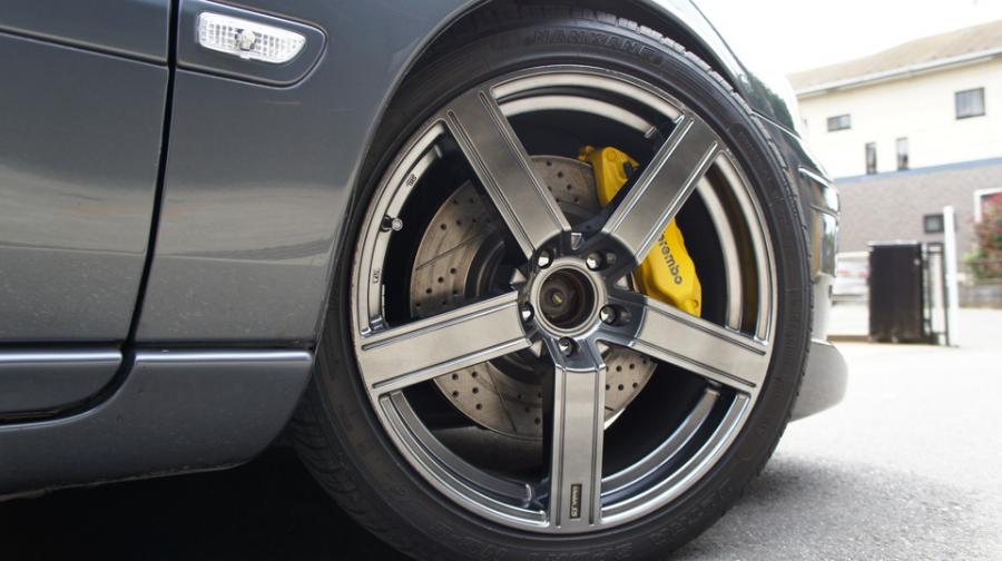 キャリパー塗装施工事例：ボルボV70R純正キャリパー塗装＆ローター塗装　COLOR:#002 giallo modena＆#004 Blast light gray metalic IMG30_1352_9YlGdL_sub5.jpg