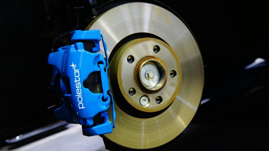 キャリパー塗装施工事例：ボルボV70　キャリパー塗装　COLOR：レーベルブルー IMG30_1390_saf0Jo_sub1.jpg