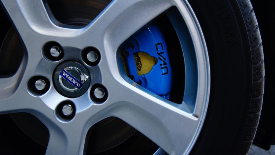 キャリパー塗装施工事例：ボルボV60　キャリパー塗装　COLOR:レーベルブルー IMG30_1501_RP4hDa_sub2.jpg