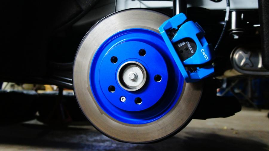 キャリパー塗装施工事例：ボルボXC40　キャリパー塗装COLOR:レーベルブルー　ローター塗装：#061 royal sky blue IMG30_1865_v6qV8w_sub2.jpg