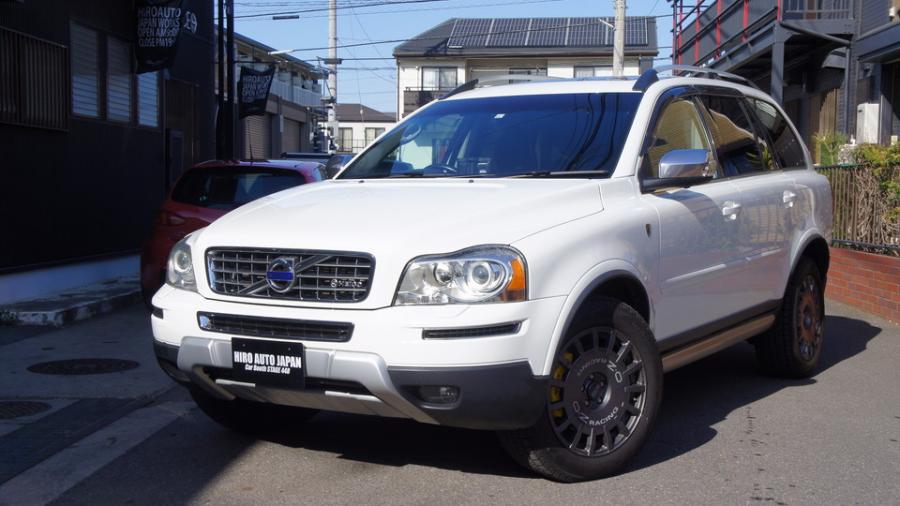 ボルボXC90　キャリパー塗装COLOR:#002 giallo modena