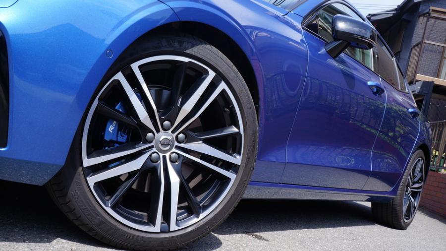 キャリパー塗装施工事例：ボルボS60　キャリパー塗装COLOR:オリジナルブルー調色カラー IMG30_2294_rVRztQ_sub3.jpg