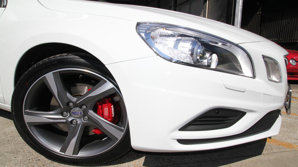 キャリパー塗装施工事例：ボルボS60T6純正キャリパー塗装　カラー：#1102CHARM GROSS CANDY RED IMG30_699_7M90Qj_sub2.jpg