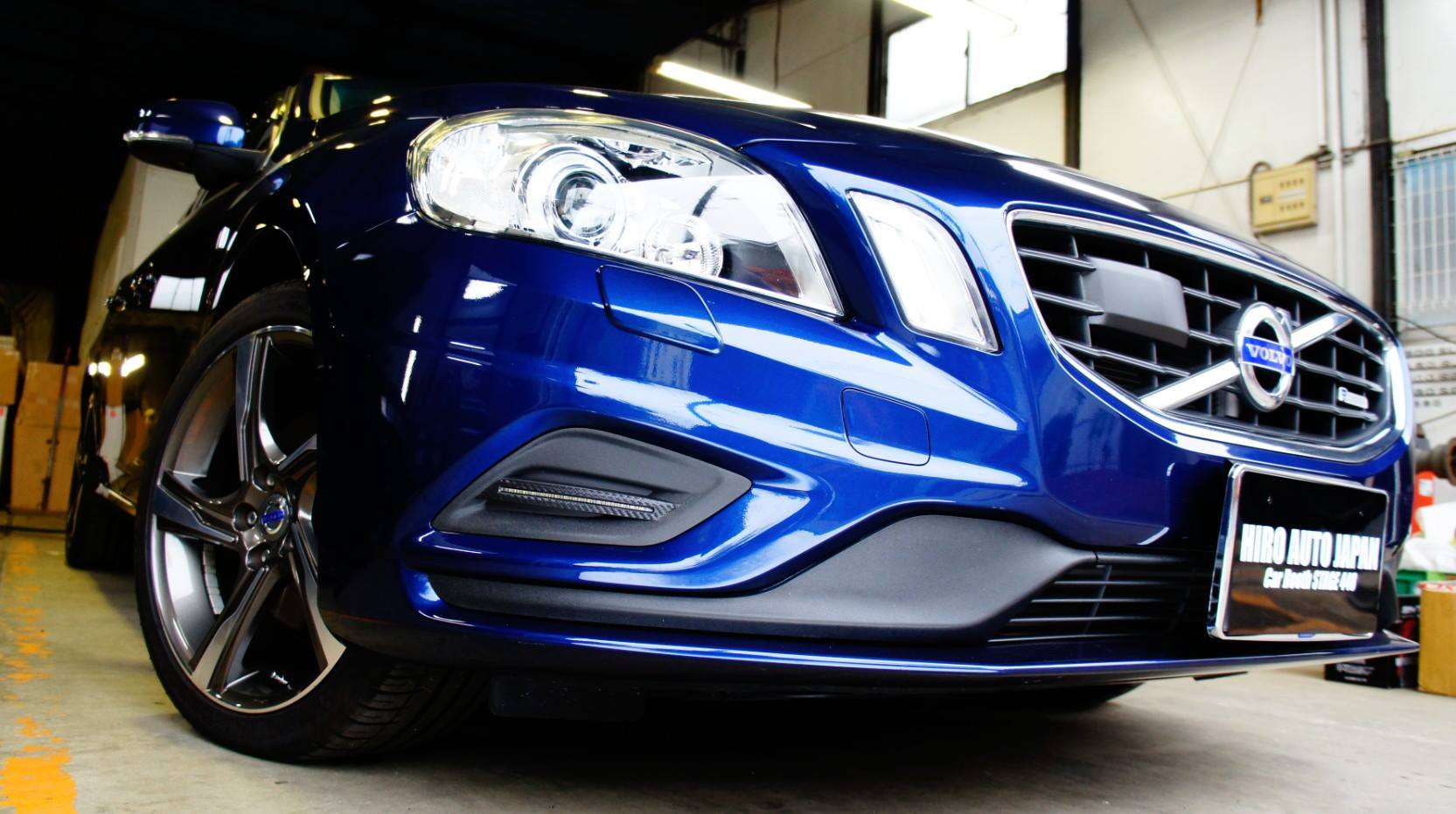 キャリパー塗装施工事例：VOLVO V60 T4キャリパー塗装COLOR：#061 royal sky blue IMG30_867_EtzoQv_sub8.jpg