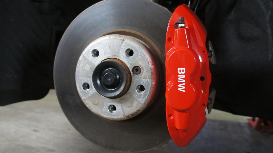 キャリパー塗装施工事例：BMW435i キャリパー塗装　COLOR：#001 Italian losso solid IMG35_1453_DbYj9C_sub1.jpg