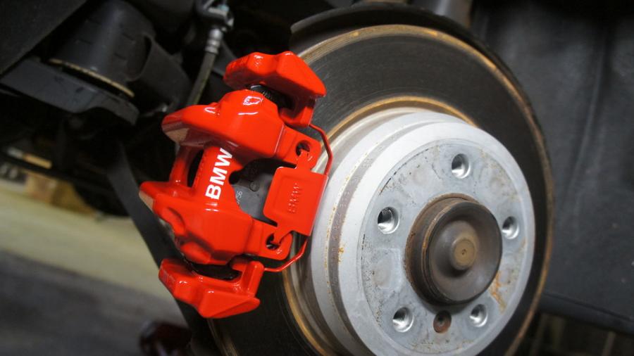 キャリパー塗装施工事例：BMW435i キャリパー塗装　COLOR：#001 Italian losso solid IMG35_1453_DbYj9C_sub2.jpg