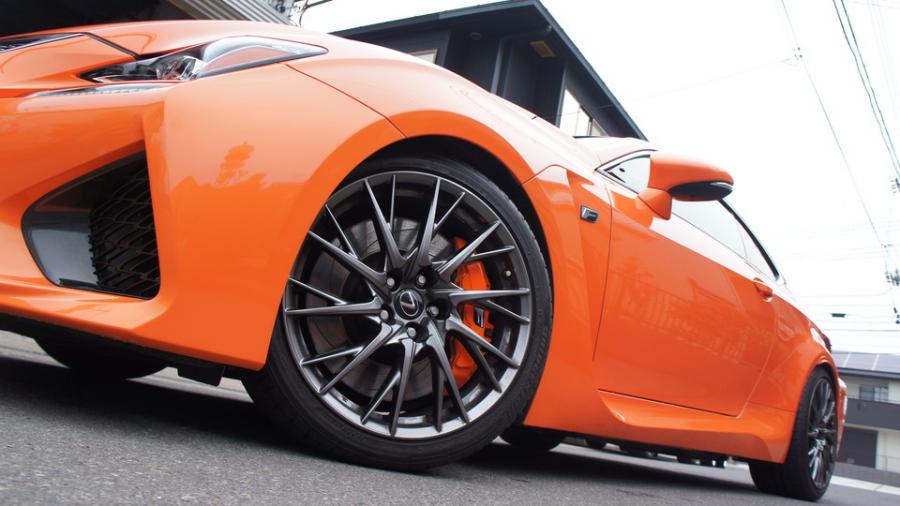 キャリパー塗装施工事例：レクサスRC-F　キャリパー塗装　COLOR:#1110 Valencia premium orange IMG35_1556_UjG9XL_sub7.jpg