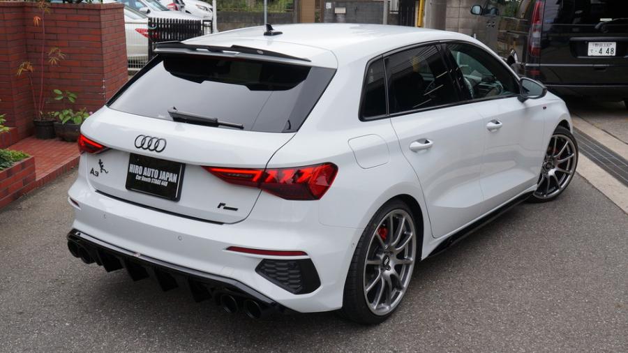 キャリパー塗装施工事例：アウディA3　キャリパー塗装COLOR:#001 Italian losso solid IMG35_2358_VSNlp5_sub9.jpg