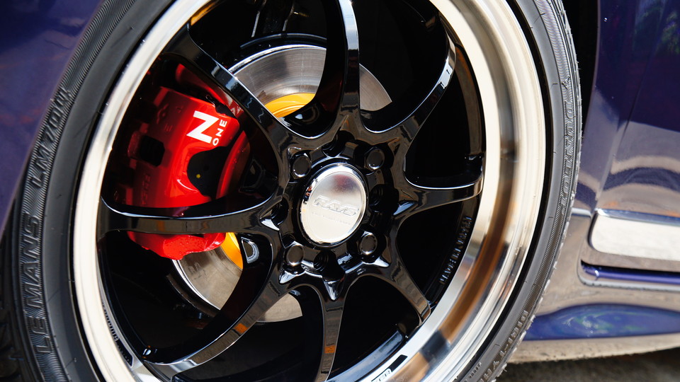 キャリパー塗装施工事例：ホンダN-ONE純正キャリパー塗装＆ローター塗装　COLOR：#001 Italian losso solid＆#003 tokyo midnight gold IMG66_1099_bzRuoB_sub2.jpg