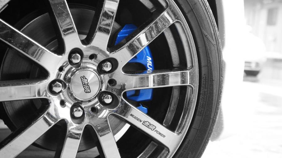 キャリパー塗装施工事例：ホンダオデッセイ純正キャリパー塗装＆ローター塗装　COLOR：#061 royal sky blue＆#003 Tokyo midnight gold IMG66_1331_uBxK7G_sub7.jpg