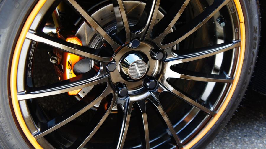 キャリパー塗装施工事例：CR-Z　キャリパー塗装＆ローター塗装　COLOR:#030 Royal art pearl orange gold＆#004 Blast light gray metalic ローター加工Type:DS4 IMG66_1467_ps7gPz_sub7.jpg