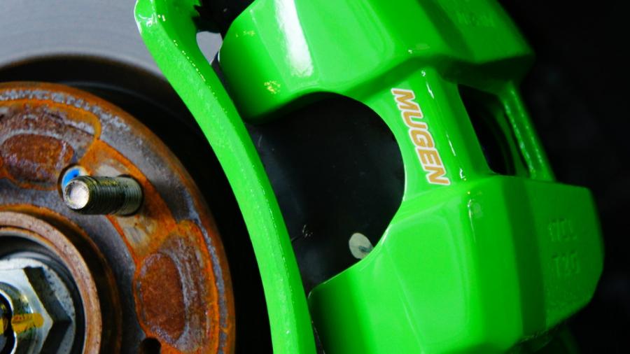 キャリパー塗装施工事例：ステップワゴン　キャリパー塗装　COLOR：#1113 Monster green IMG66_1846_bNkzeO_sub1.jpg