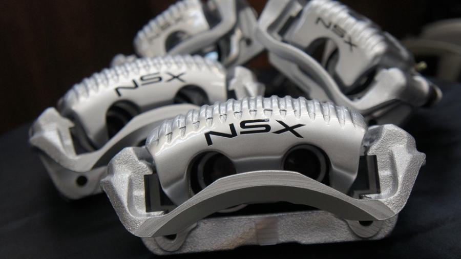 ホンダNSX　キャリパー塗装COLOR:#052 Premium platinum silver