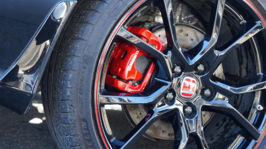 キャリパー塗装施工事例：ホンダレジェンド　キャリパー塗装COLOR:#001 Italian losso solid　ローター加工Type:12SD IMG66_2234_0jhYof_sub5.jpg