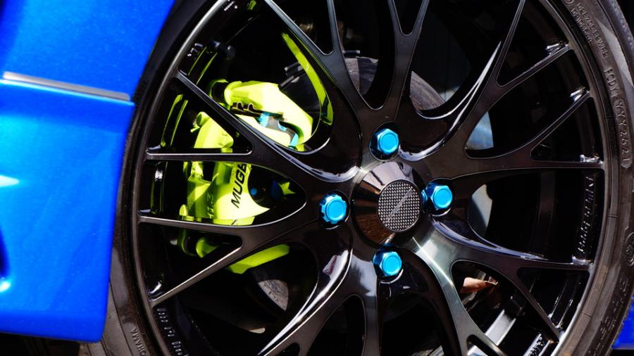 キャリパー塗装施工事例：ホンダN-BOXカスタム　キャリパー塗装COLOR:#1116 Acid green IMG66_2266_c5qgE7_sub3.jpg