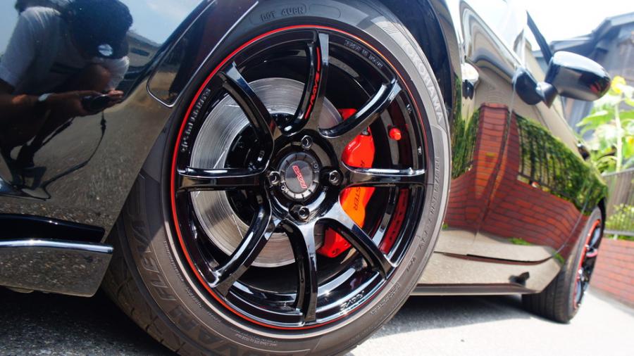 キャリパー塗装施工事例：マツダロードスター　キャリパー塗装COLOR：#1112 Racing red　ローター塗装COLOR:#005 Deep coal black IMG67_1862_xBUM9I_sub9.jpg