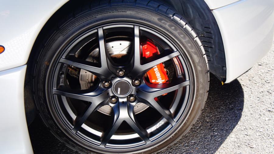 キャリパー塗装施工事例：ミツビシGTO　キャリパー塗装COLOR:#001 Italian losso solid　ローター加工Type:DS4 IMG68_2065_XajQsT_sub4.jpg