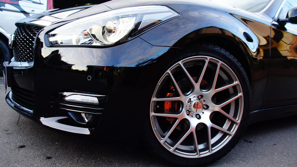 キャリパー塗装施工事例：ニッサンフーガハイブリット純正キャリパー塗装　COLOR：#030 royal art pearl orange gold IMG69_1238_A2SWKm_sub3.jpg