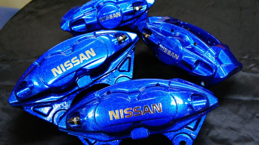 キャリパー塗装施工事例：ニッサンakebonoキャリパー塗装　COLOR:#067 deep marine flake blue IMG69_1368_44aDFA_sub1.jpg