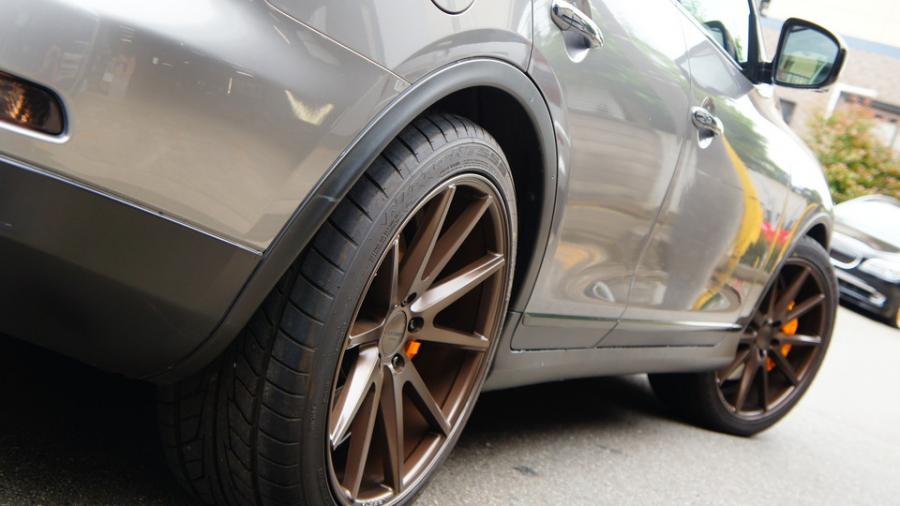 キャリパー塗装施工事例：インフィニティEX35　キャリパー塗装＆ローター塗装　COLOR:#021 california sunshinne yellow・#004 Blast light gray metalic IMG69_1399_6oCTMc_sub12.jpg