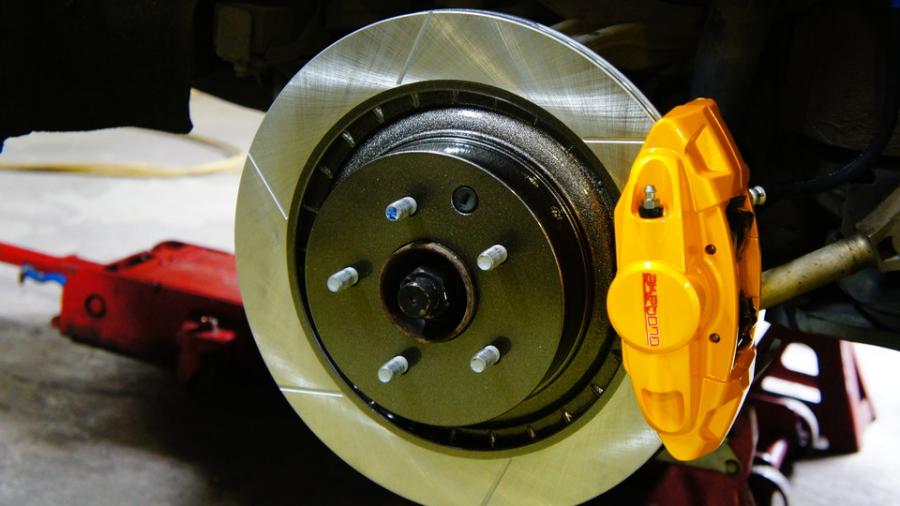 キャリパー塗装施工事例：インフィニティEX35　キャリパー塗装＆ローター塗装　COLOR:#021 california sunshinne yellow・#004 Blast light gray metalic IMG69_1399_6oCTMc_sub3.jpg