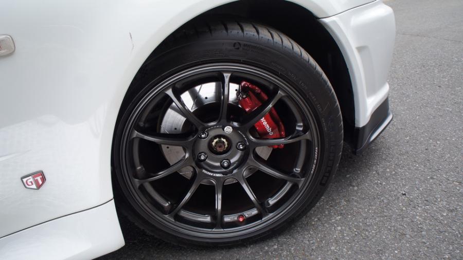 キャリパー塗装施工事例：ニッサン34GT-R　キャリパー塗装　COLOR：#1102 Charm gross candy red　ローター加工Type:SD IMG69_1471_SZTE93_sub5.jpg